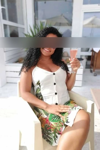 Escort Friedrichshafen – Kelly Linda
