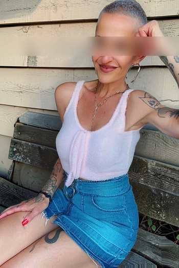 Escort Augsburg – Tia Bloom