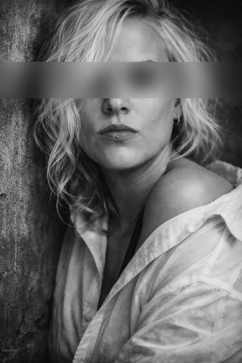 Escort Windhausen – Helen Cage