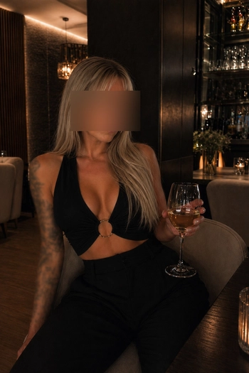 Escort Essen – Amalia Maybach