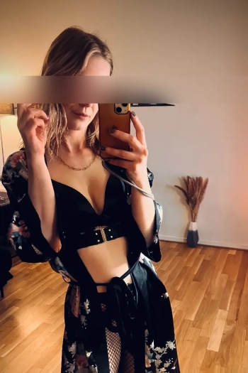 Escort Paulina Desire from Friedrichshain