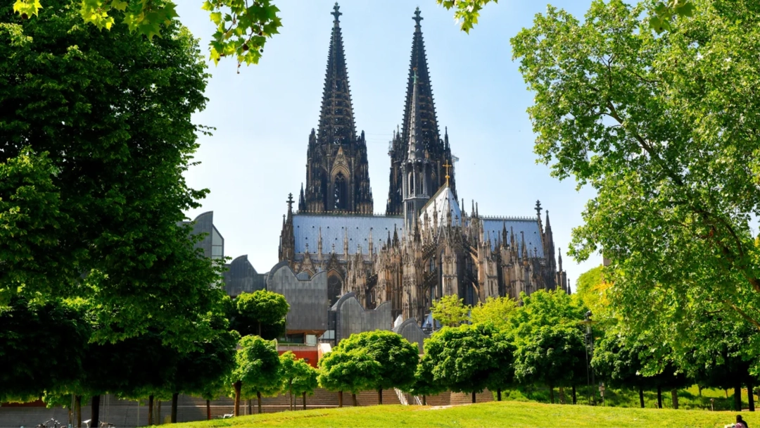 Köln mit einer Escort Dame erleben