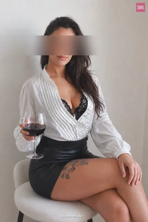 Zoe Bianchi, 33 aus Mannheim