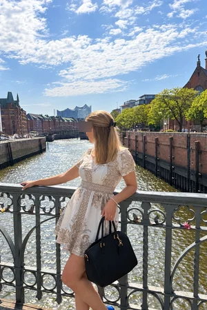 Juliana Meuser, 34 aus München