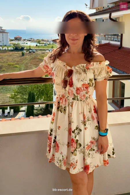 Julia Schmitt, 37 aus Würzburg