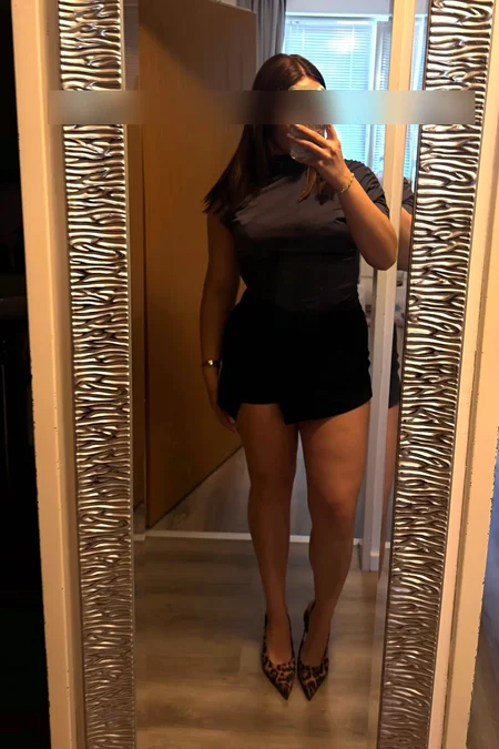 Helin Honey, 27 aus Köln