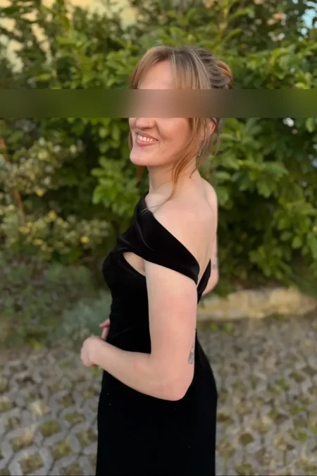 Selena Crescent, 27 aus München