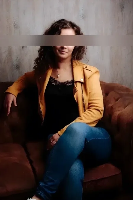 Elena Maris, 26 aus Wien